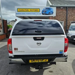 2020 Nissan Navara DCI TEKNA 4x4 Automatic with 7 service records - Image 5