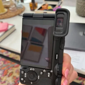 Sony A6700 with 16-50mm and Sigma 30mm F1.4 lens - Image 7