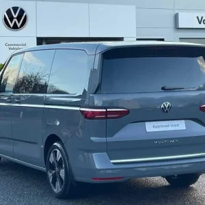 2025 Volkswagen Multivan LWB 2.0 TDI 150PS Style DSG 7 Seats with Panoramic Sunroof - Image 3