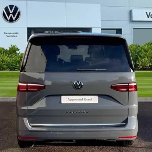 2025 Volkswagen Multivan LWB 2.0 TDI 150PS Style DSG 7 Seats with Panoramic Sunroof - Image 7