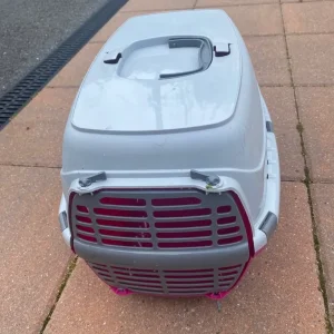 Small crate for cats or puppy