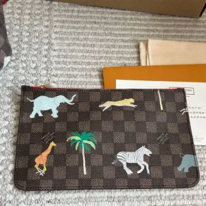 Louis Vuitton Neverfull Shopping Bag - Image 6