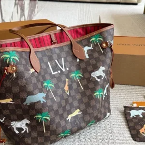 Louis Vuitton Neverfull Shopping Bag - Image 7