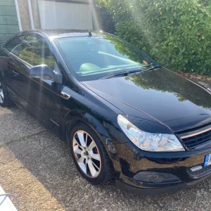 2009 Vauxhall Astra Convertible Manual - Image 2