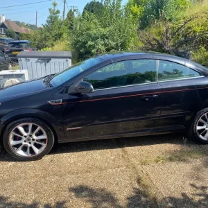 2009 Vauxhall Astra Convertible Manual - Image 4