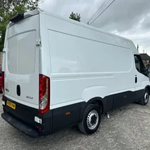 Iveco Daily 2.3 D HPI 14V 35S 2022 - Image 4