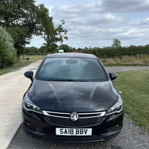 2018 Vauxhall Astra 1.4T 16V 150 SRi Vx-line Nav 5dr Hatchback - Image 2