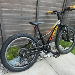 Trek PreCaliber 20 kids bike - Image 6