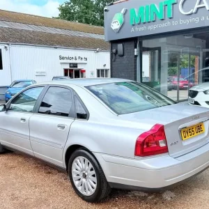 2005 Volvo S80 2.4 D5 SE Lux - Image 6