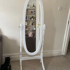 Shabby-chic Standing Mirror, Real Wood - Image 3