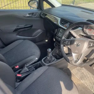 Vauxhall Corsa 2016 1.4 petrol 5-door manual - Image 4
