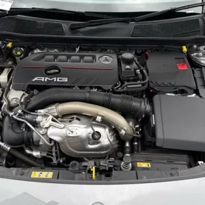 2021 Mercedes-Benz A-Class A35 4Matic Premium 4-door Auto - Image 8