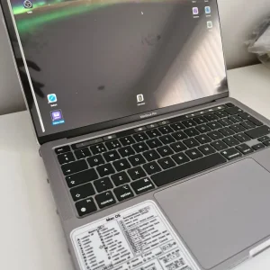2022 MacBook Pro 13-inch M2 (256GB) with TouchBar - Image 3