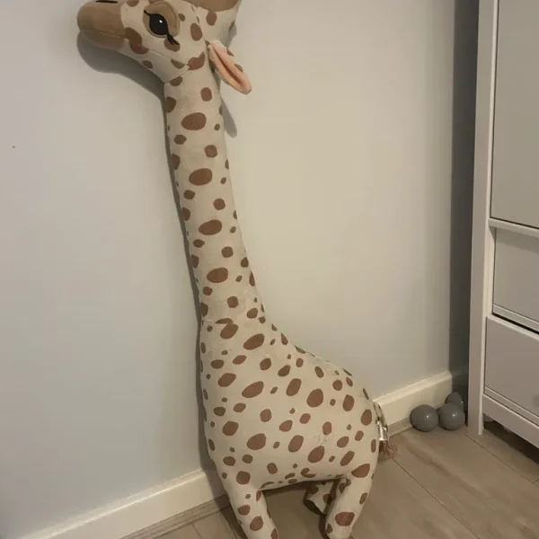 Giraffe soft toy