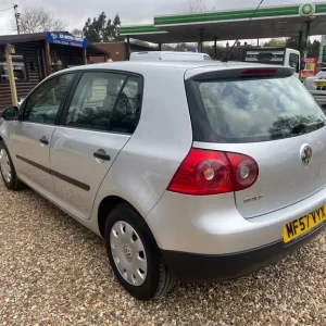 2007 Volkswagen Golf S FSI 1.6 Petrol Manual Hatchback - Image 6