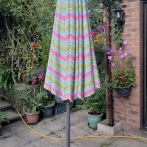 Parasol garden umbrella, 2m 88cm diameter, wind-up mechanism, brown metal base - Image 4