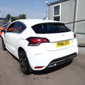 2016 DS 4 1.6 BlueHDi Prestige Hatchback - Image 8