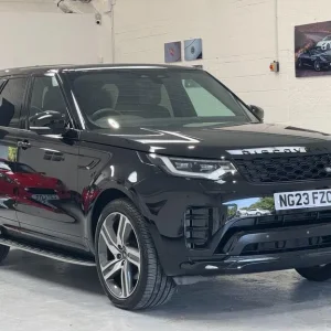 2023 Land Rover Discovery 3.0 D300 MHEV R-Dynamic HSE Auto 4WD Estate Diesel - Image 7