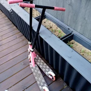 2x Zinc Scooters - Image 3
