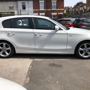 2010 BMW 1 Series 116i Sport 5-door Hatchback - Image 8