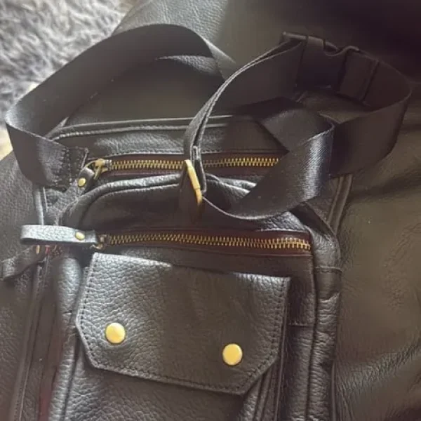 men’s leather bag