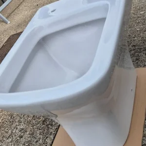 Back To Wall Toilet - Image 4