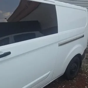 Ford Transit Custom Panel Van 2018 Manual - Image 4