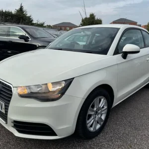 2011 Audi A1 1.2 TFSI SE Euro 5 3dr Hatchback - Image 2