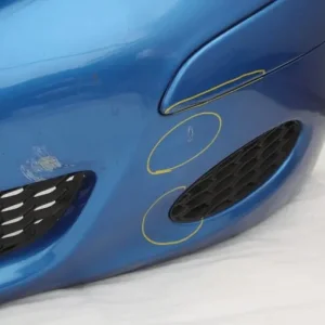 Toyota Aygo Front Bumper 2009–2012 Genuine Damaged - Image 3