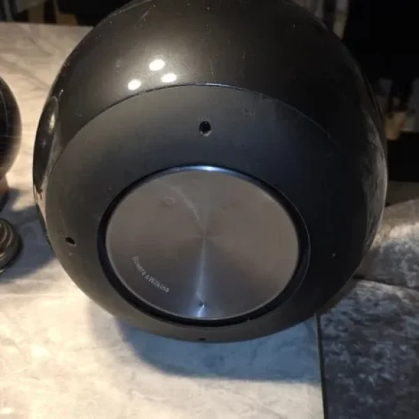 Bowers & Wilkins PV1 Active Subwoofer
