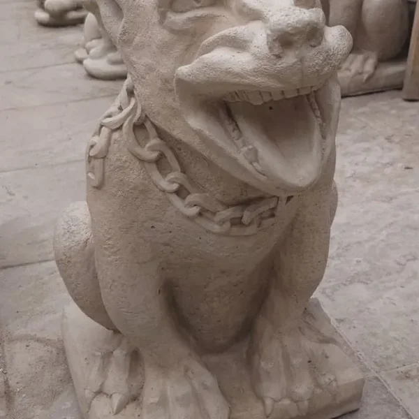 Large Gargoyle Dog