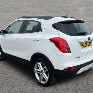 2016 Vauxhall Mokka X 1.4T Elite 5-door hatchback - Image 4