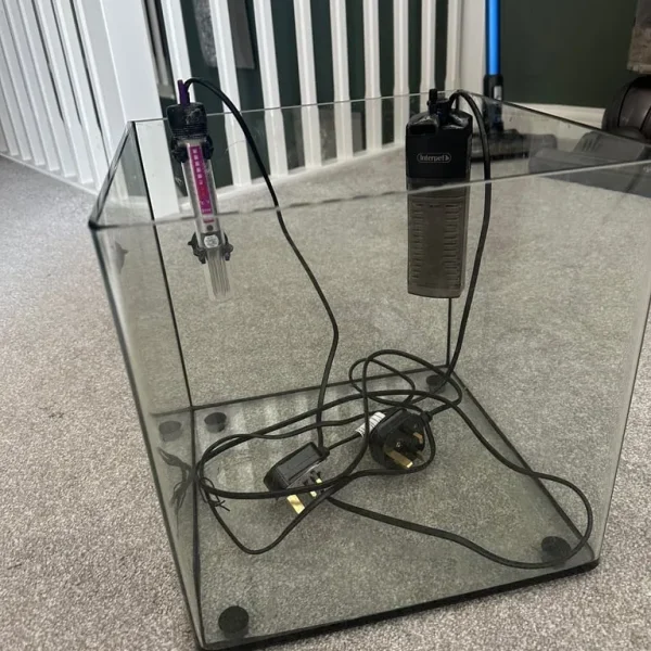 Glass aquarium