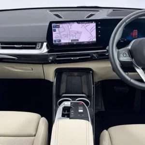 2023 BMW iX1 xDrive30 xLine Electric Estate - Image 4