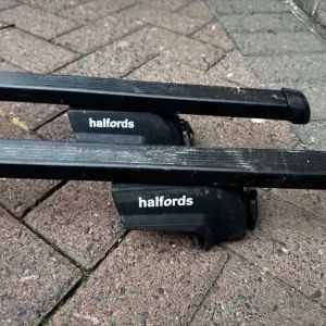 Halfords universal roof bars - Image 3