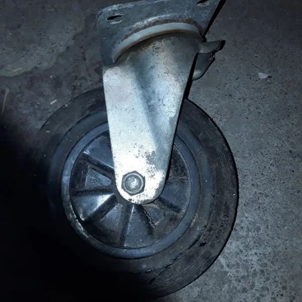 Four trolley heavy duty wheels with brakes