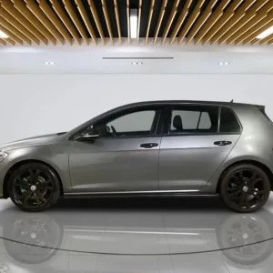 2017 Volkswagen Golf GTD 2.0 TDI Diesel Hatchback - Image 5
