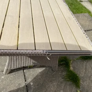 Outdoor table - Image 3
