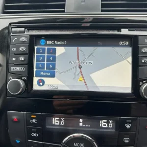 2016 Nissan Pulsar 1.2 DiG-T N-Connecta 5-door hatchback - Image 7