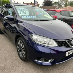 2016 Nissan Pulsar 1.2 DiG-T N-Connecta 5-door hatchback