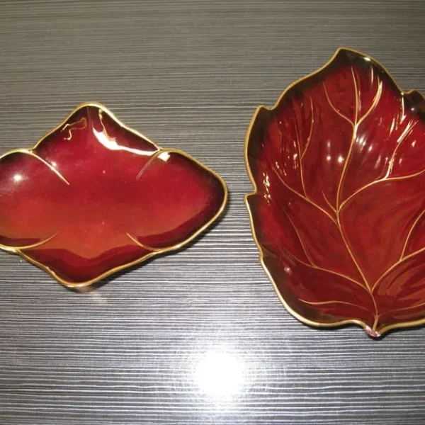 Carlton ware leaf dishes