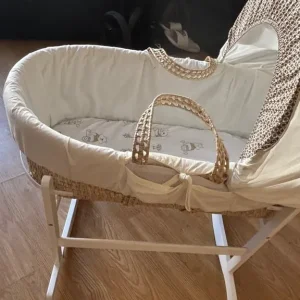 moses basket with stand - Image 3