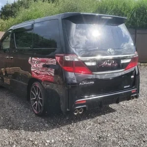 Toyota Alphard 2.4 GS Auto Black 7-Seater Japanese Import 2014 41k Miles - Image 7