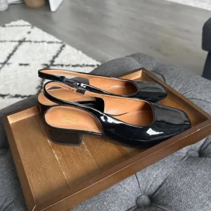 Black slingbacks size 3