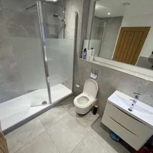 1 double room - Image 3