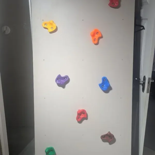 Indoor kids climbing frame