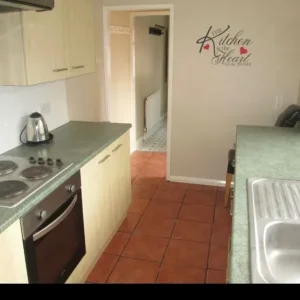 3 bedroom end of terrace house - Image 5