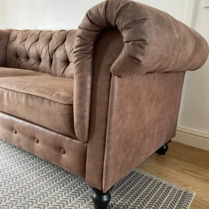 Brown Chesterfield-style couch - Image 4