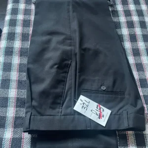 Men’s black trousers - W32