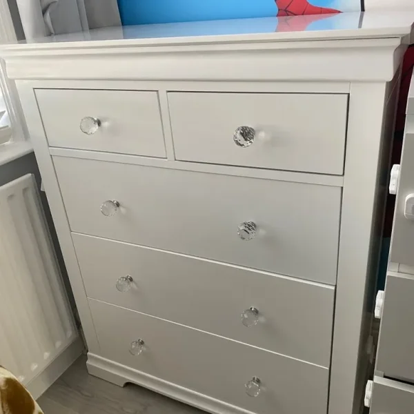 Chest of Drawers